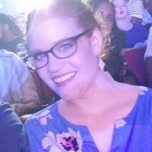 Meet your Posher, Christine - Picture 5 of 7